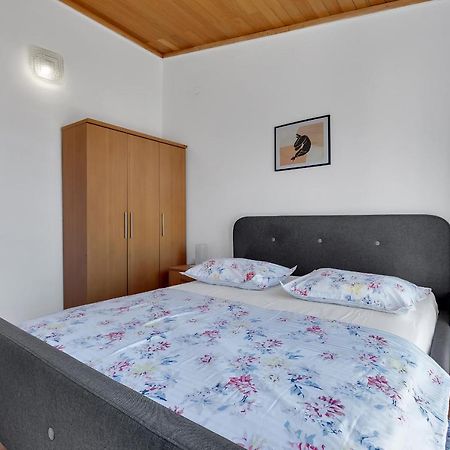 Apartments Paunovic Makarska Exterior foto
