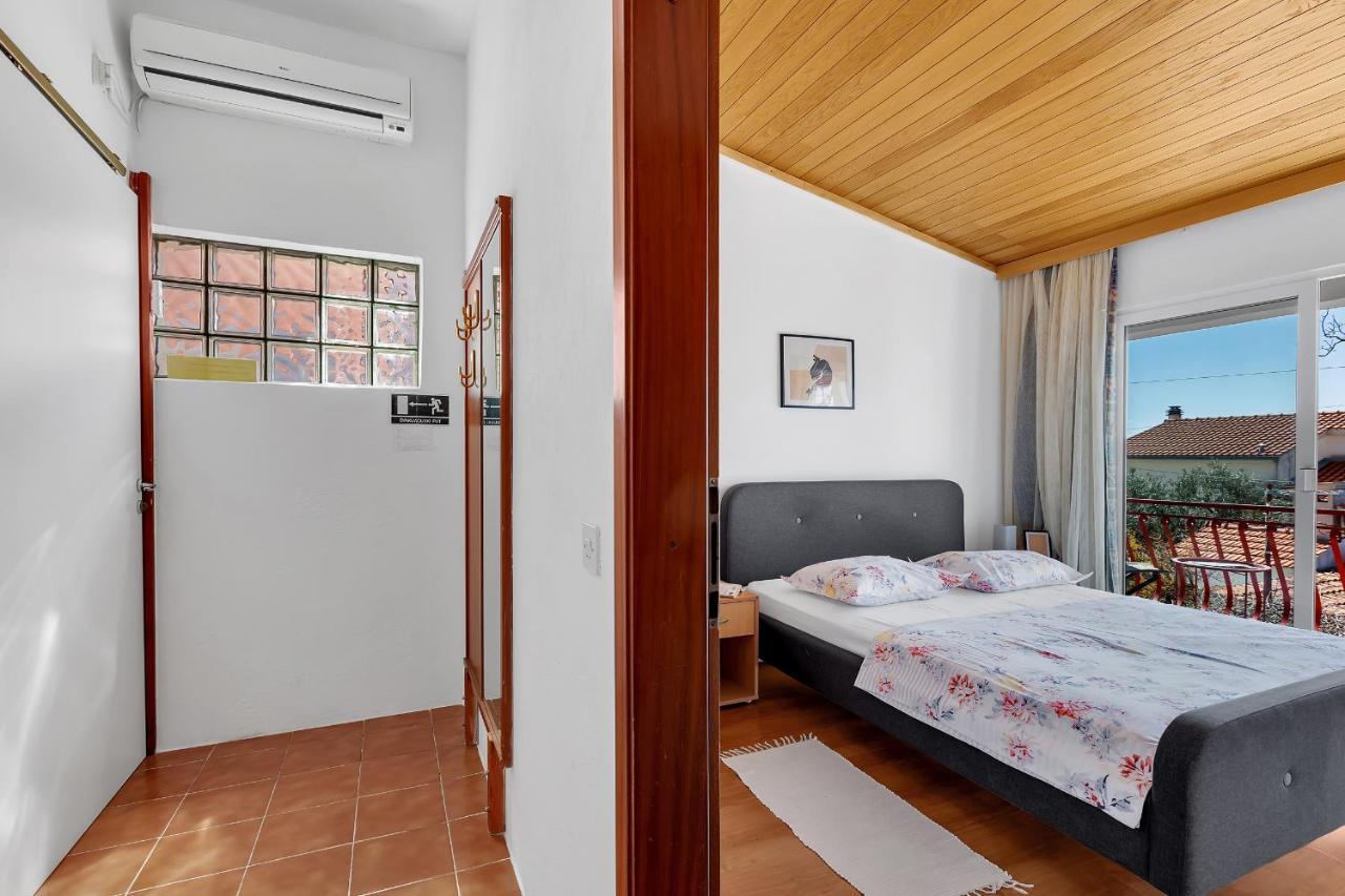 Apartments Paunovic Makarska Exterior foto