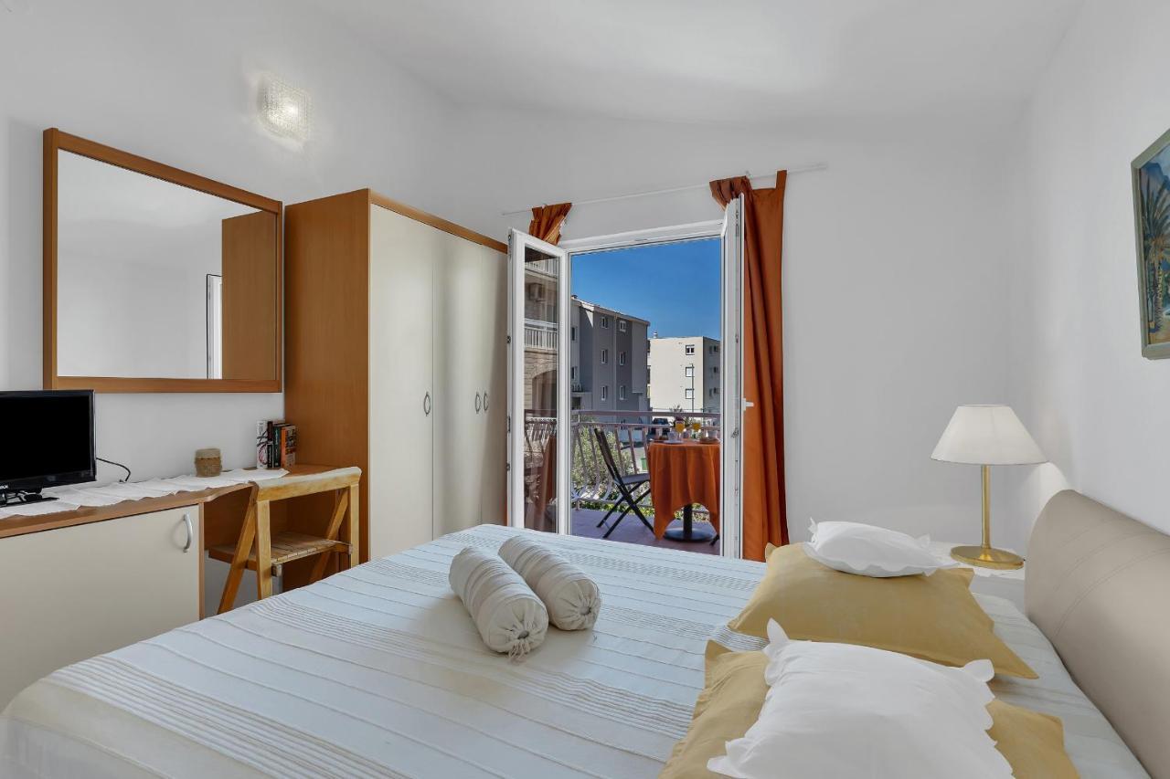 Apartments Paunovic Makarska Exterior foto