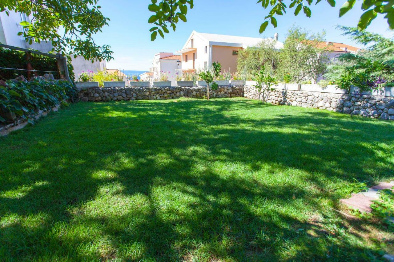 Apartments Paunovic Makarska Exterior foto